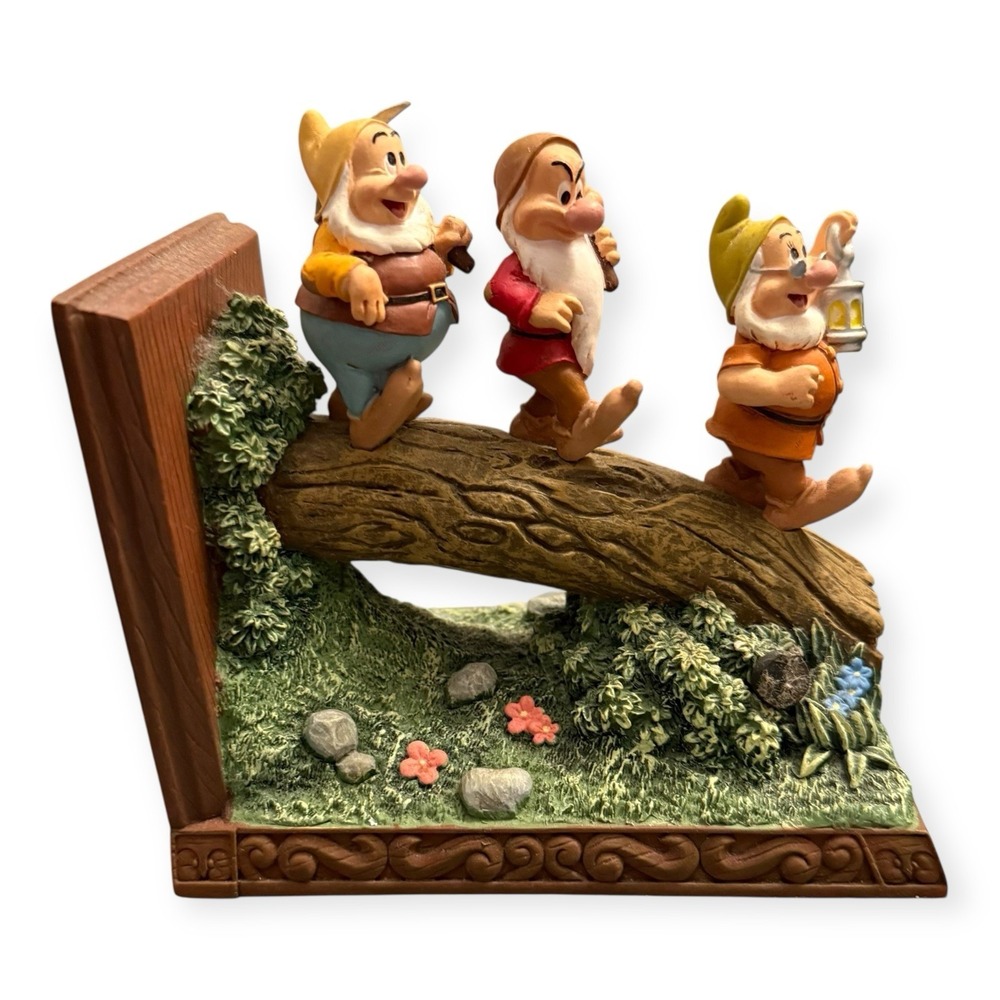 Bradford Exchange Snow White Heirloom Bookends End Pieces - Picture 5 of 11